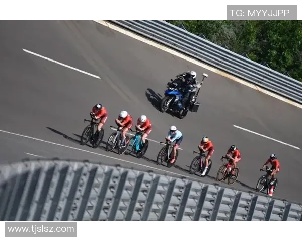 国际自行车赛中团队配速协同与成绩相关性研究